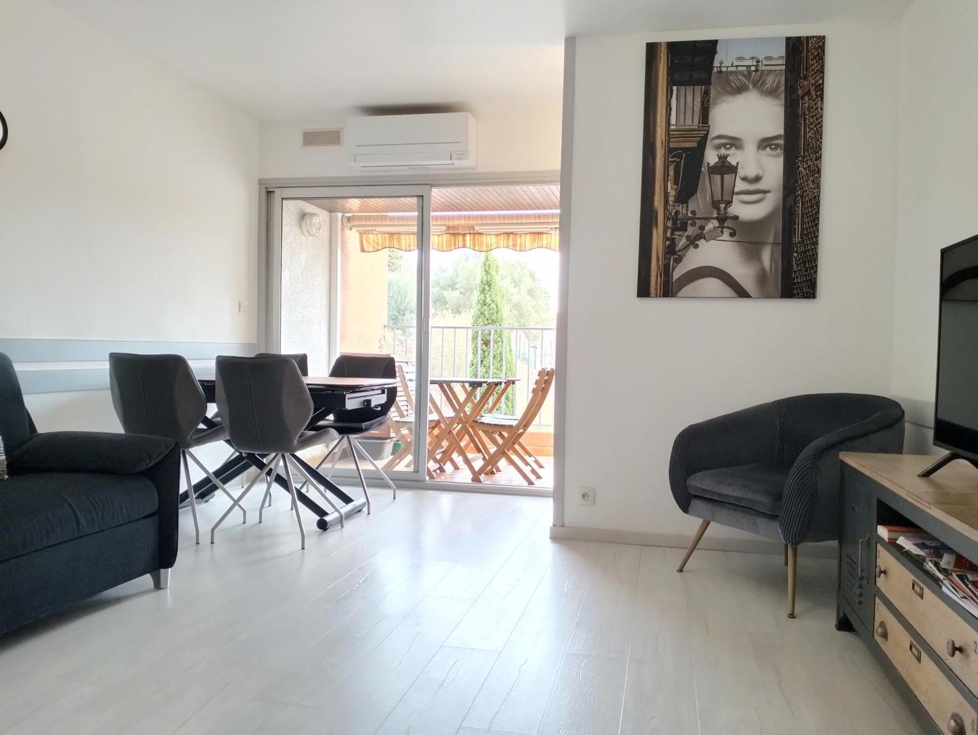 Appartement Central Avec Parking, Terrasse Et Wifi Collioure Luaran gambar